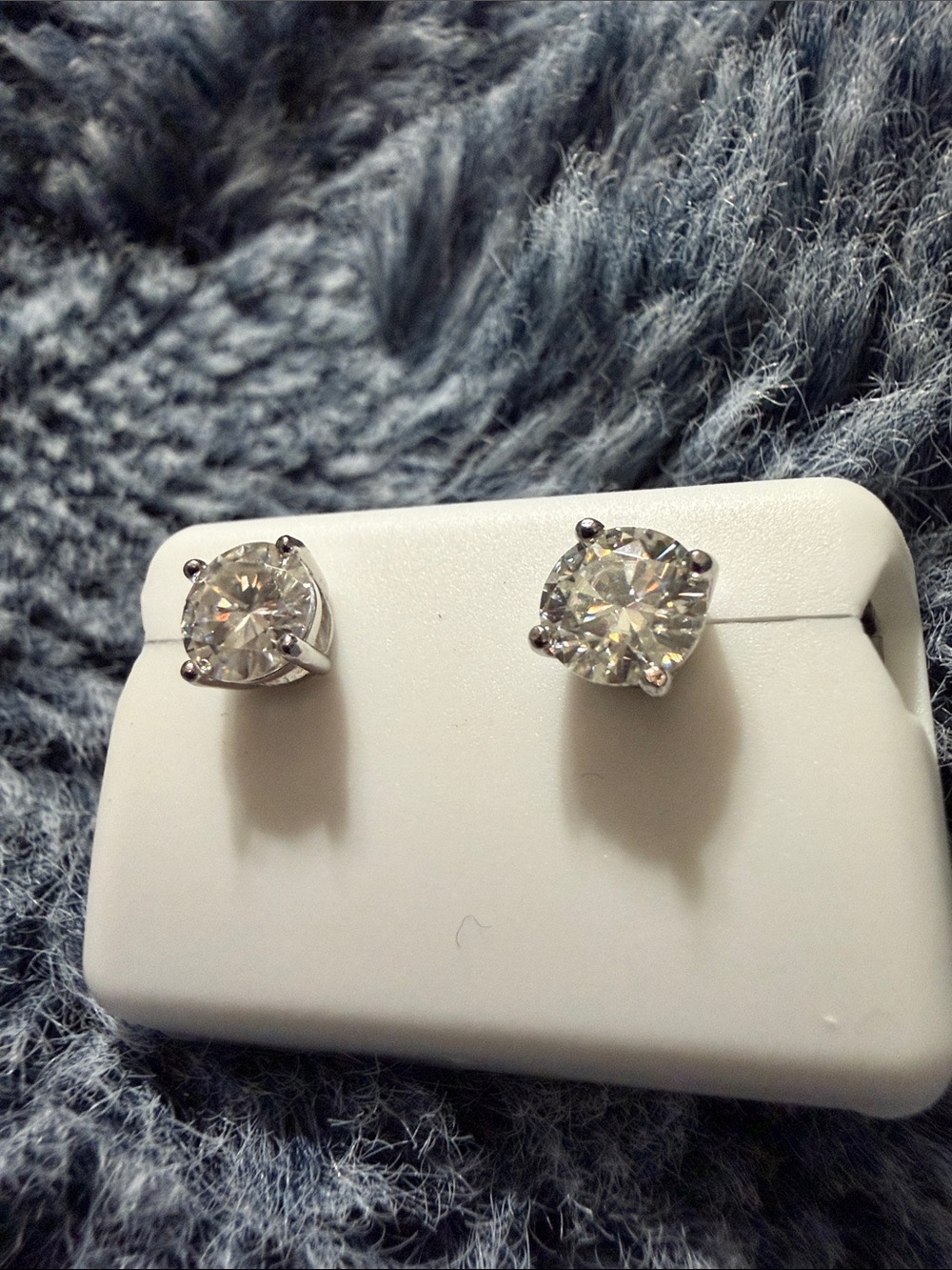 Classic Round 2 CTW Moissanite Stud Earrings - 925 Sterling Silver